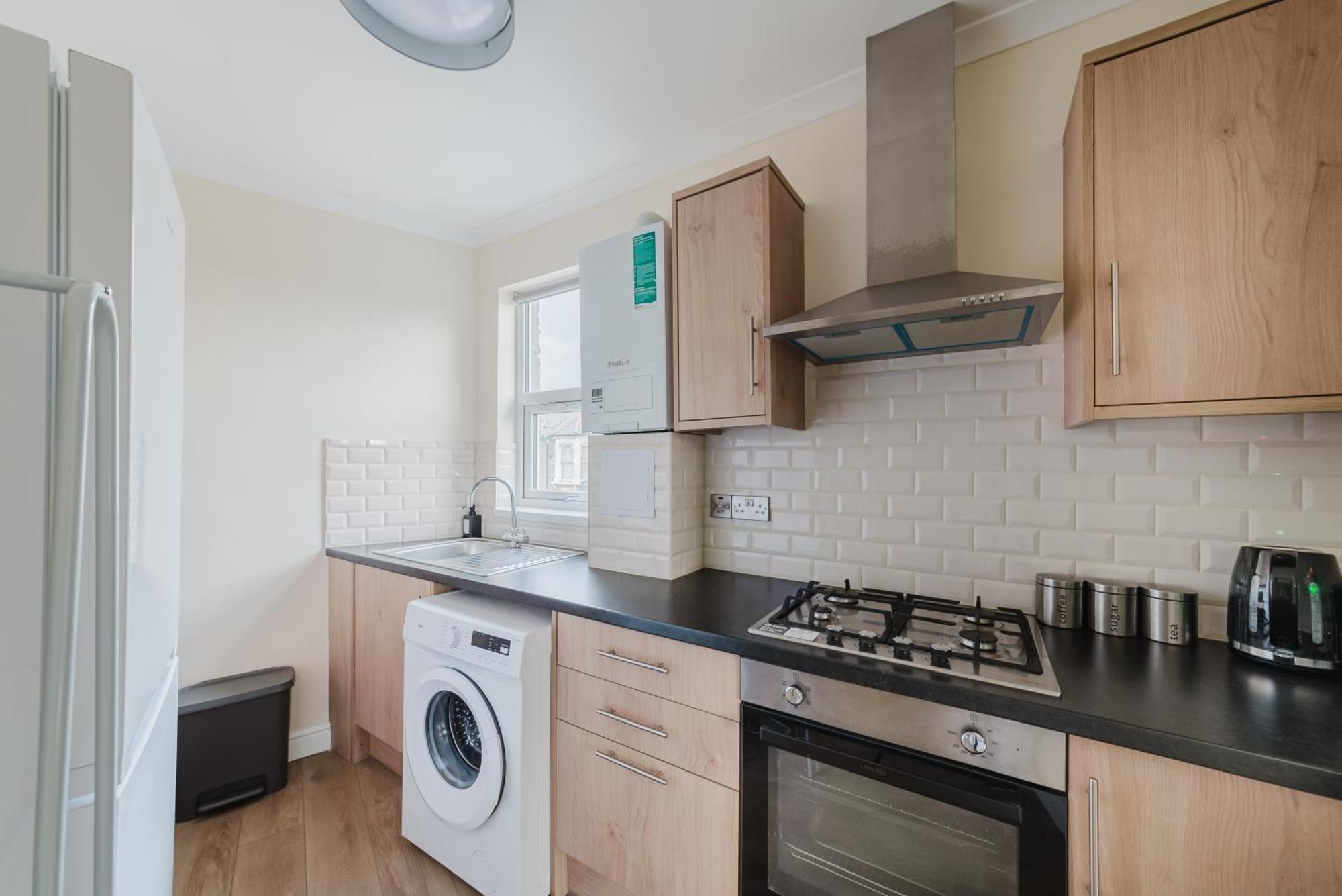 Modern Cosy Corner Flat 3 Bed And Loft Sleep 7 People Apartment London Exterior photo